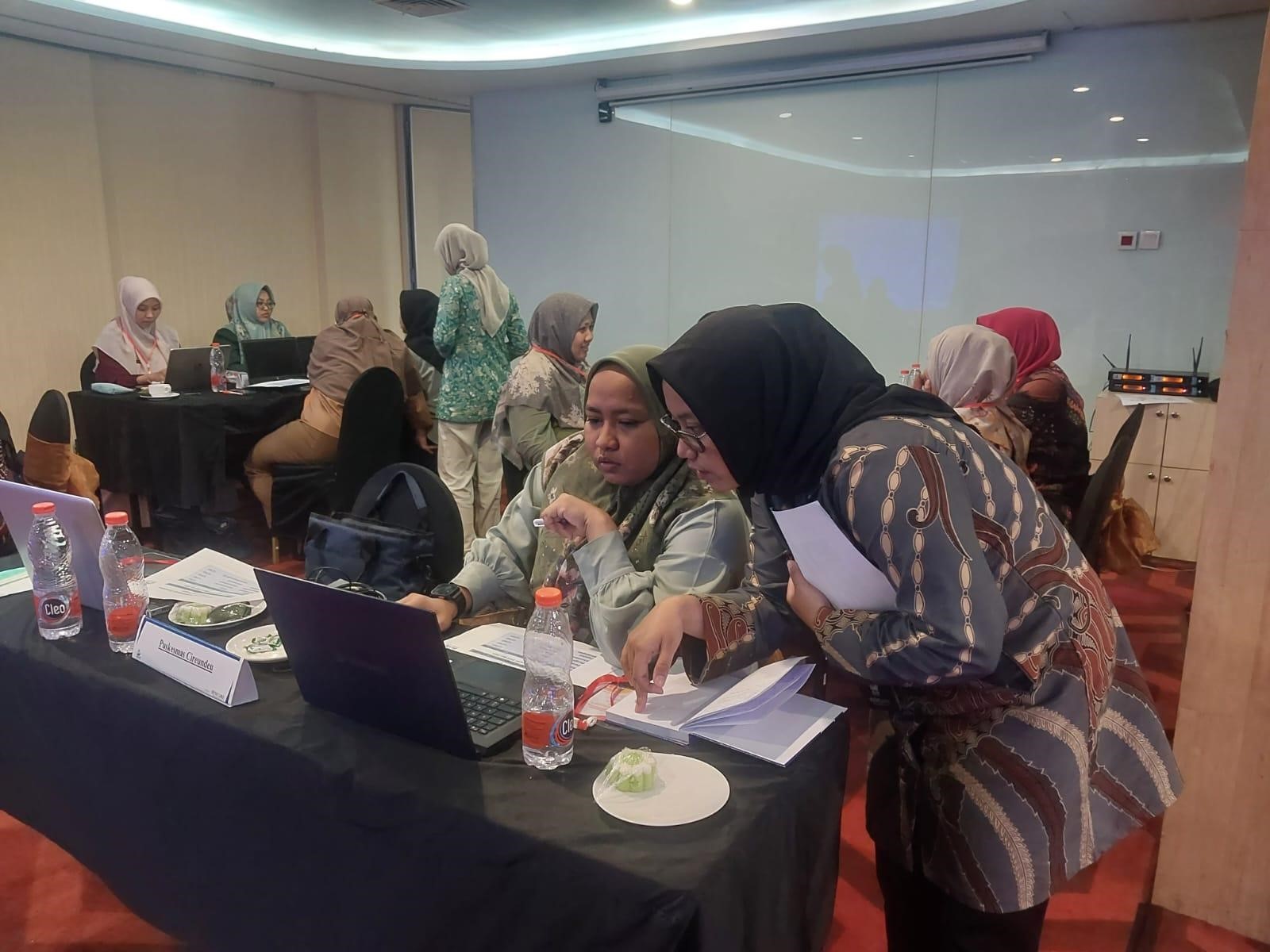 Dokumen Yang Perlu Dipresentasikan Oleh Tim Penilai